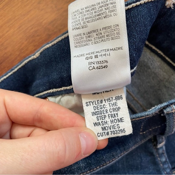 MOTHER The Insider Crop Step Fray Bootcut Jeans Home Movies Denim Size 24 - Picture 11 of 14